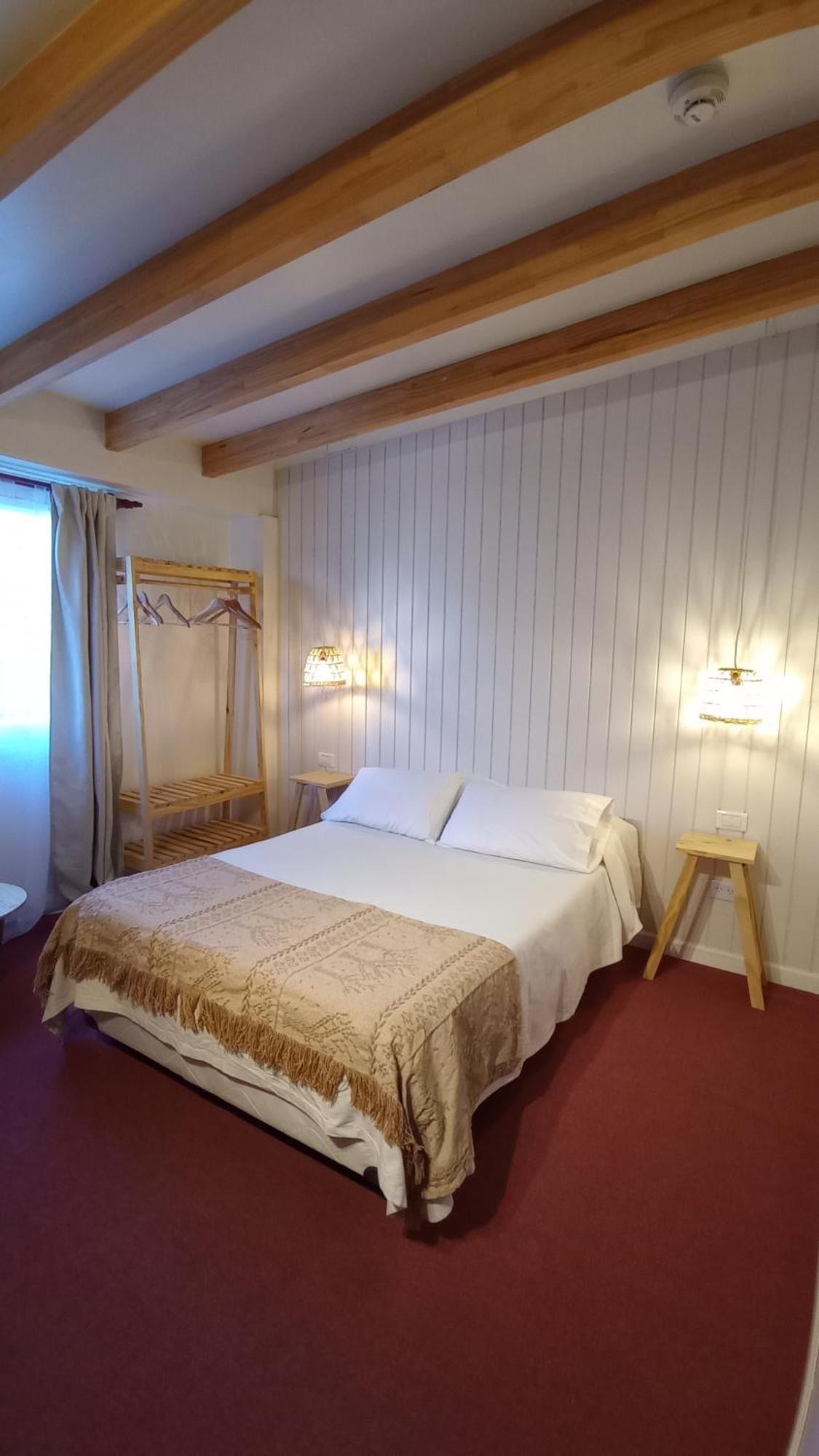 ホテル ロス カラファテス B＆B ウシュアイア エクステリア 写真