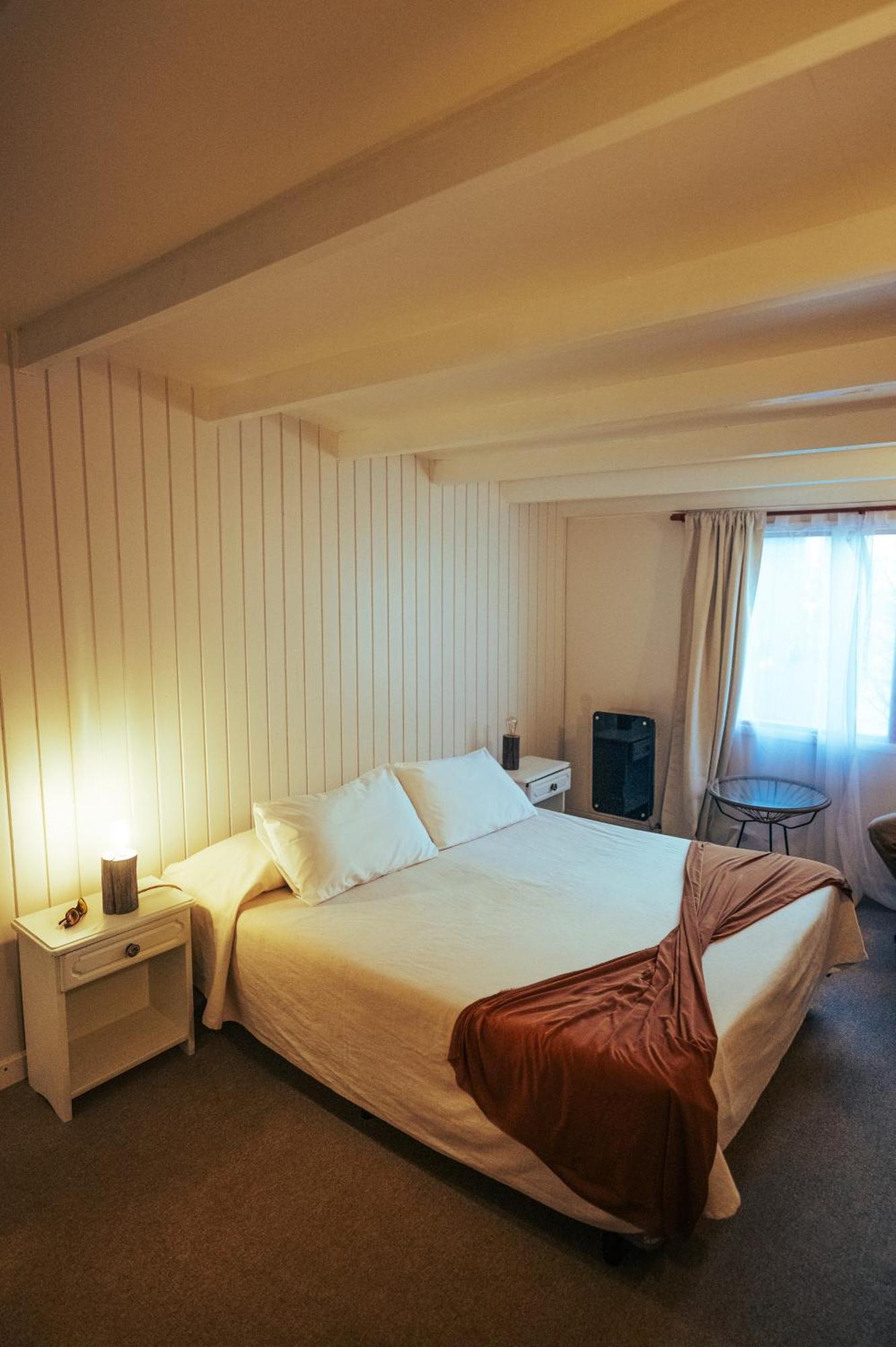 ホテル ロス カラファテス B＆B ウシュアイア エクステリア 写真